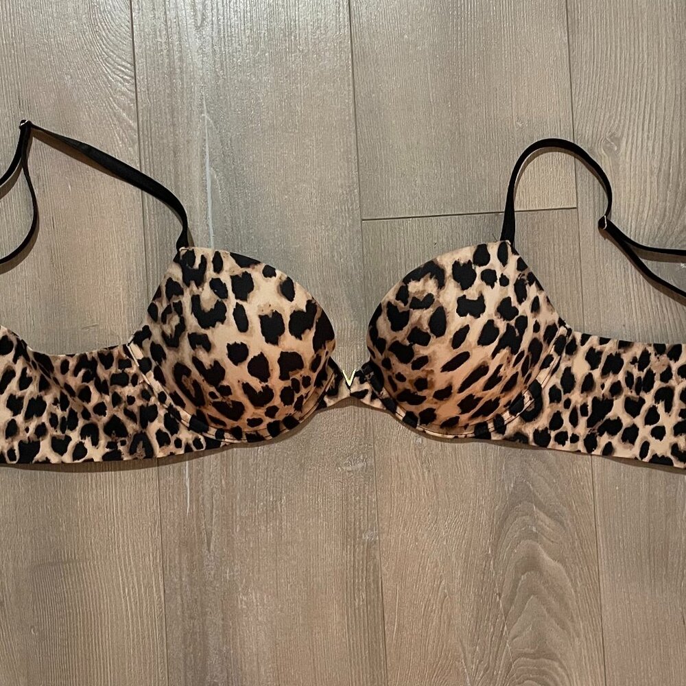 Victoria's Secret Leopard Love Cloud Smooth Push-Up Bra